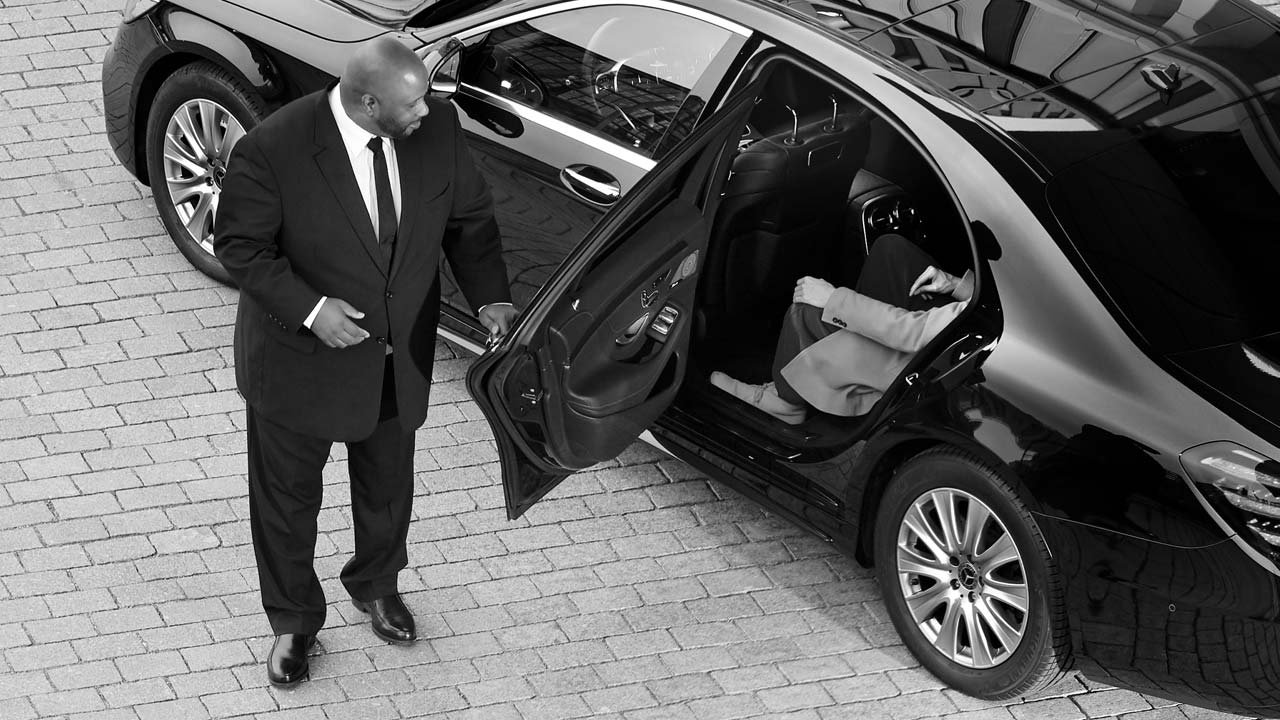 How Is Black Car Service Better for Travelers with Special Needs